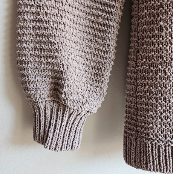 Abercrombie & Fitch Comfy Knit Sweater in Women's M - Picture 7 of 10